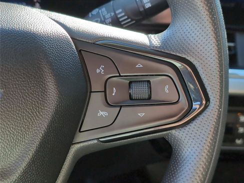 Used 2025 Chevrolet Trax LT image 24