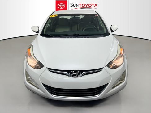 Used 2016 Hyundai Elantra SE w/ Option Group 02 FWD image 10