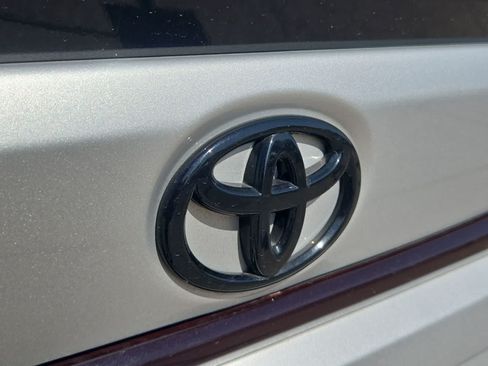 Used 2024 Toyota Corolla XSE FWD image 11