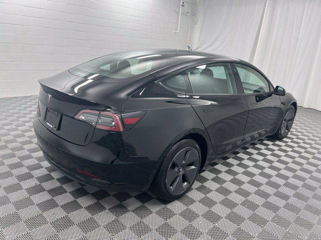 Used 2023 Tesla Model 3 Standard Range RWD image 5