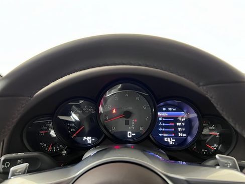 Certified 2017 Porsche 911 Carrera 4S AWD/4WD image 29