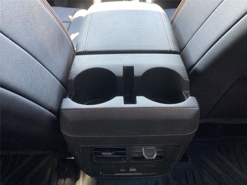 Used 2023 GMC Canyon AT4 w/ AT4 Premium Package image 27