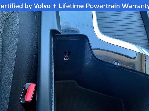 Used 2023 Volvo XC60 B5 Core image 32