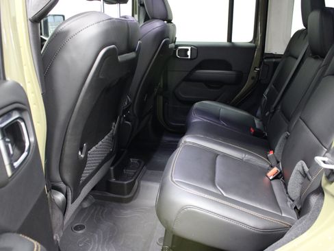 Used 2025 Jeep Wrangler Unlimited Rubicon 392 AWD/4WD image 16