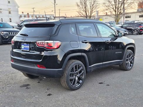 New 2026 Jeep Compass Limited w/ Sun, Sound & Navigation Group image 4