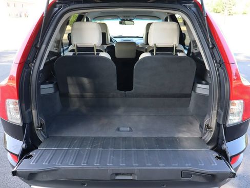 Used 2009 Volvo XC90 V8 R-Design AWD/4WD image 15
