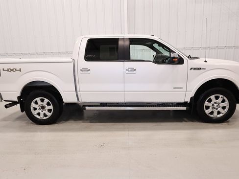 Used 2014 Ford F150 Lariat w/ Equipment Group 502A Luxury image 2