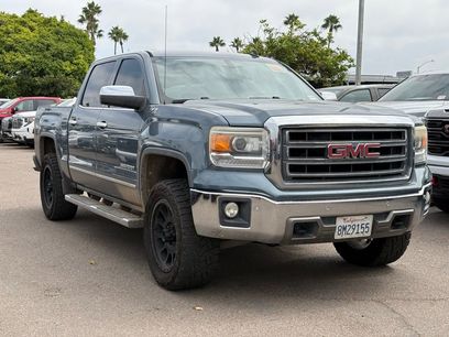 Used 2014 GMC Sierra 1500 SLT w/ SLT Crew Cab Value Package