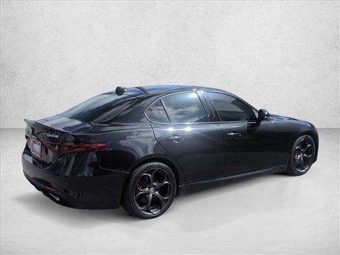 Used 2018 Alfa Romeo Giulia Ti Sport w/ Quick Order Package 22U Sport image 5