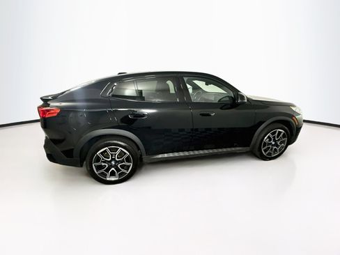 Used 2026 BMW X2 xDrive28i AWD/4WD image 10