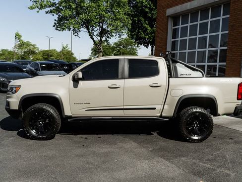 Used 2021 Chevrolet Colorado ZR2 w/ ZR2 Dusk Special Edition AWD/4WD image 39