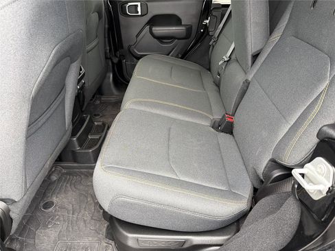 Used 2025 Jeep Wrangler Unlimited Sport S 4xe AWD/4WD image 19