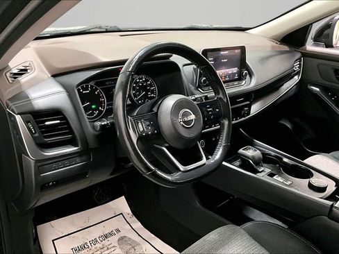 Used 2022 Nissan Rogue S image 17