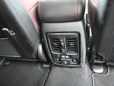 Used 2023 Dodge Durango GT image 27