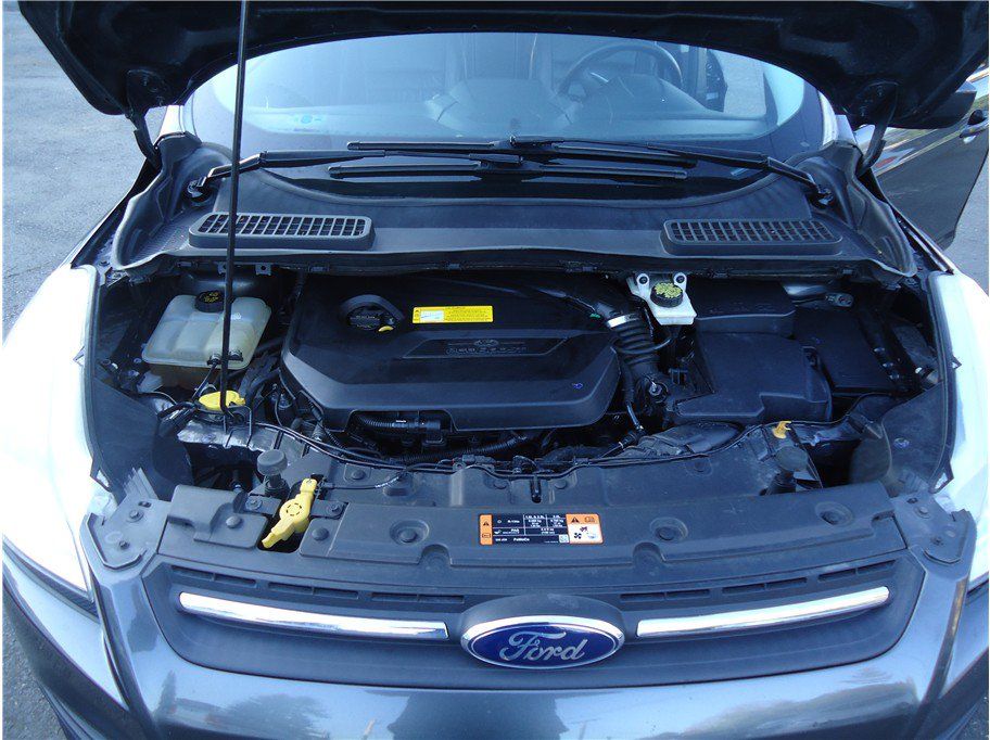 Used 2016 Ford Escape SE w/ SE Leather Comfort Package FWD image 32