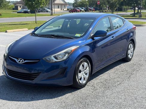 Used 2016 Hyundai Elantra SE FWD image 3