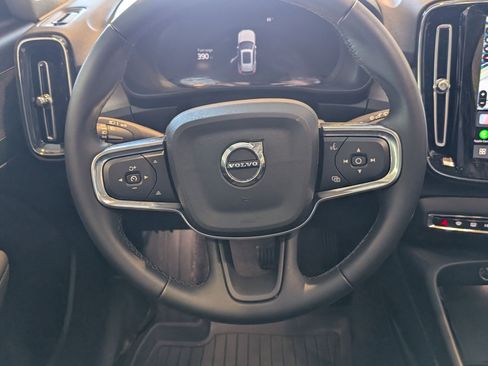 New 2026 Volvo XC40 B5 Core w/ Protection Package Premier image 14