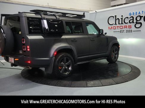Used 2023 Land Rover Defender 130 SE AWD/4WD image 14