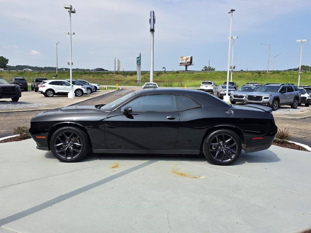 Used 2023 Dodge Challenger SXT w/ Blacktop Package RWD image 7