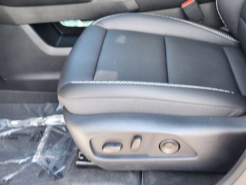 New 2027 GMC Terrain Denali w/ LPO, Black Badging Package AWD/4WD image 9