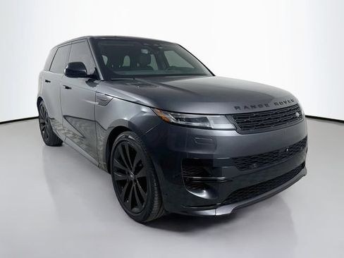Used 2024 Land Rover Range Rover Sport Dynamic SE AWD/4WD image 3