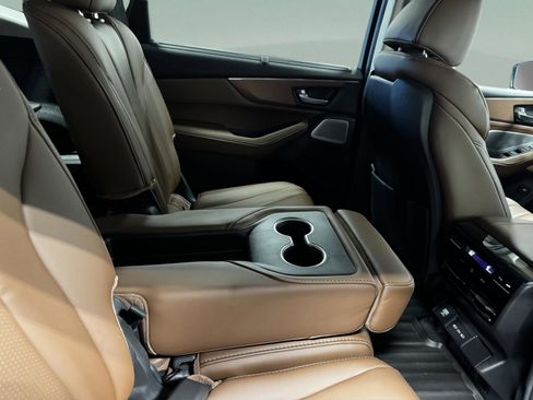 Certified 2026 Acura MDX w/Technology Package image 13