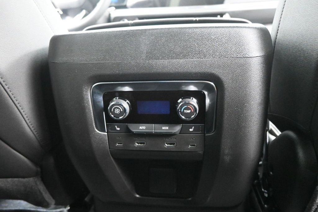 New 2025 Chevrolet Tahoe Premier AWD/4WD image 34