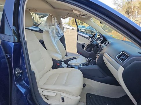 Used 2014 Volkswagen Jetta SE FWD image 13