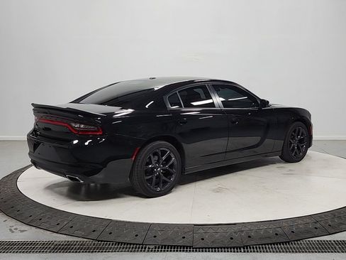 Used 2022 Dodge Charger SXT w/ Blacktop Package image 7