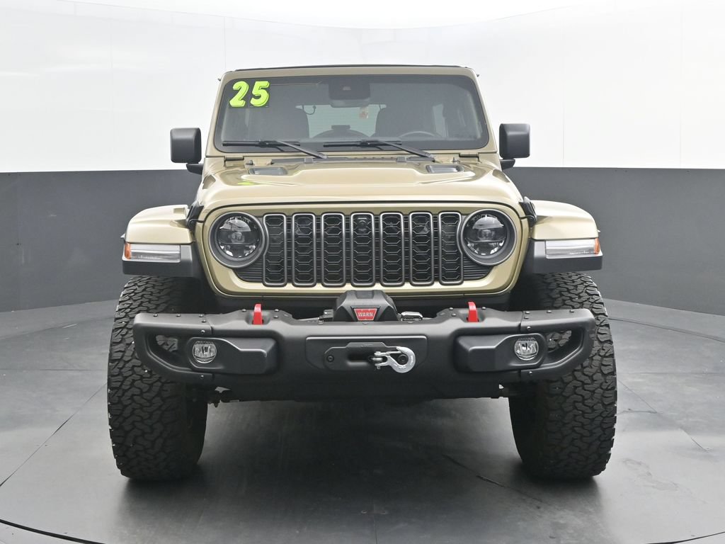 Used 2025 Jeep Wrangler Unlimited Rubicon AWD/4WD image 10