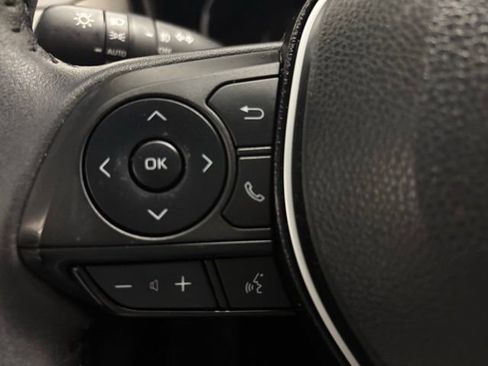 Used 2024 Toyota RAV4 XLE Premium image 23