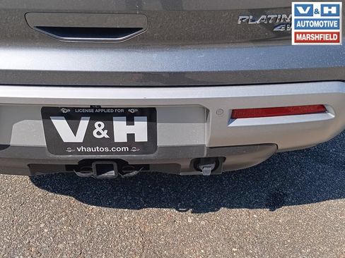 Used 2023 Nissan Pathfinder Platinum AWD/4WD image 3