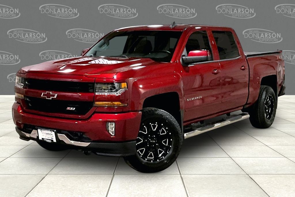 Used 2018 Chevrolet Silverado 1500 LT w/ All Star Edition AWD/4WD image 3