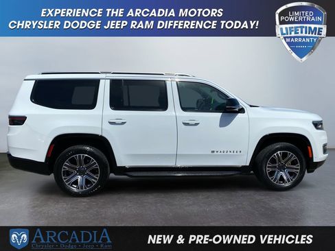 Used 2024 Jeep Wagoneer Series II AWD/4WD image 6