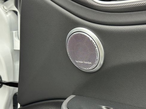 Used 2022 Alfa Romeo Giulia Veloce image 36