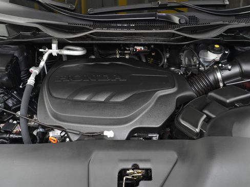 Used 2025 Honda Odyssey Elite image 37