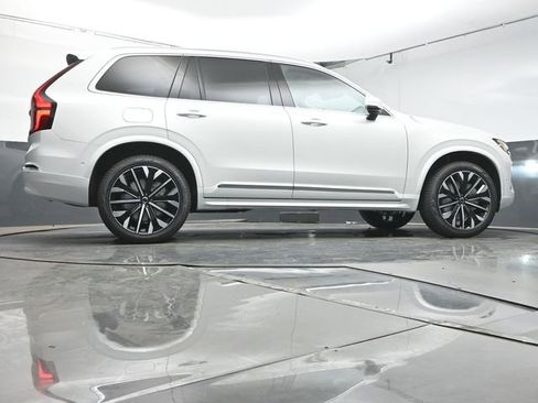 New 2026 Volvo XC90 B6 Ultra w/ Protection Package AWD/4WD image 40