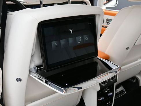 New 2026 Rolls-Royce Cullinan AWD/4WD image 26