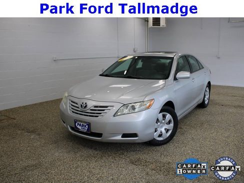 Used 2008 Toyota Camry LE image 10