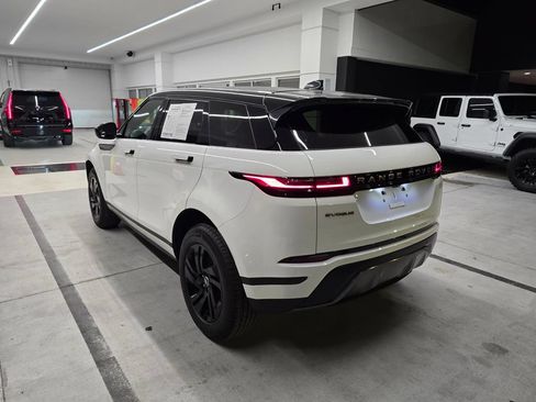 Used 2025 Land Rover Range Rover Evoque S AWD/4WD image 4