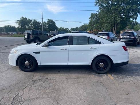 Used 2016 Ford Taurus Police Interceptor AWD image 8