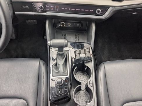 Certified 2024 Kia Sportage EX FWD image 20