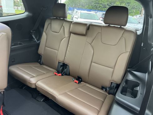 Used 2021 Kia Telluride SX w/ SX Prestige Package AWD/4WD image 26