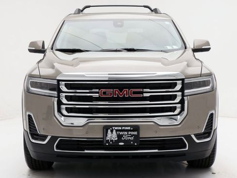 Used 2023 GMC Acadia SLE w/ Driver Convenience Package image 5