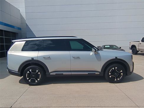 Used 2027 Kia Telluride EX AWD/4WD image 6
