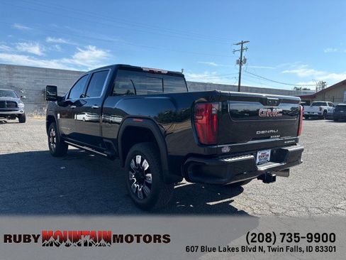 Used 2025 GMC Sierra 3500 Denali w/ Denali Reserve Package AWD/4WD image 5