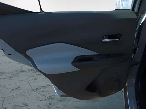 Used 2024 Nissan Kicks SR w/ SR Premium Package FWD image 23