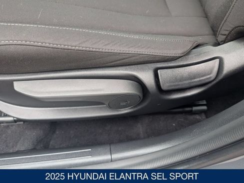 Certified 2025 Hyundai Elantra Sport FWD image 14