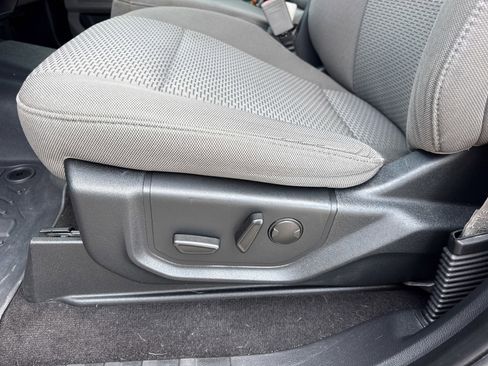 Used 2019 Ford F150 XLT w/ Equipment Group 302A Luxury AWD/4WD image 12