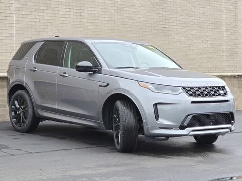 New 2025 Land Rover Discovery Sport S image 36